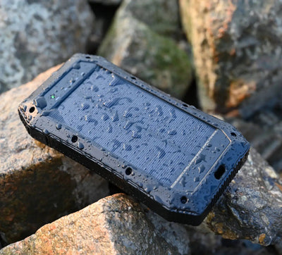 Sun Chaser Mini Solar Powered Wireless Phone Charger 10,000 mAh With LED Flood Light - 3R Family Store